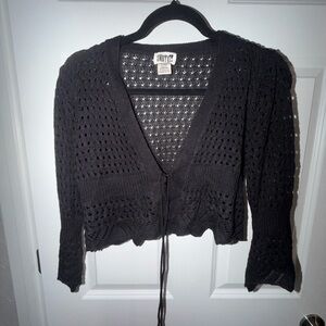 Black cropped Knit Cardigan